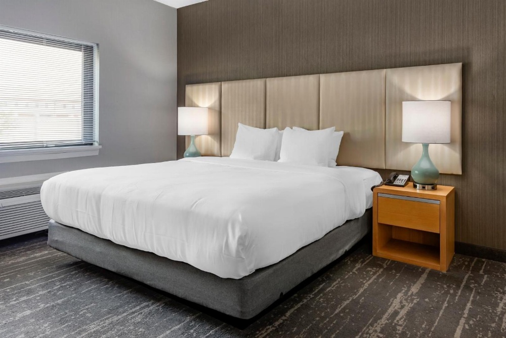 Somerset Lofts, Ascend Hotel Collection Main image