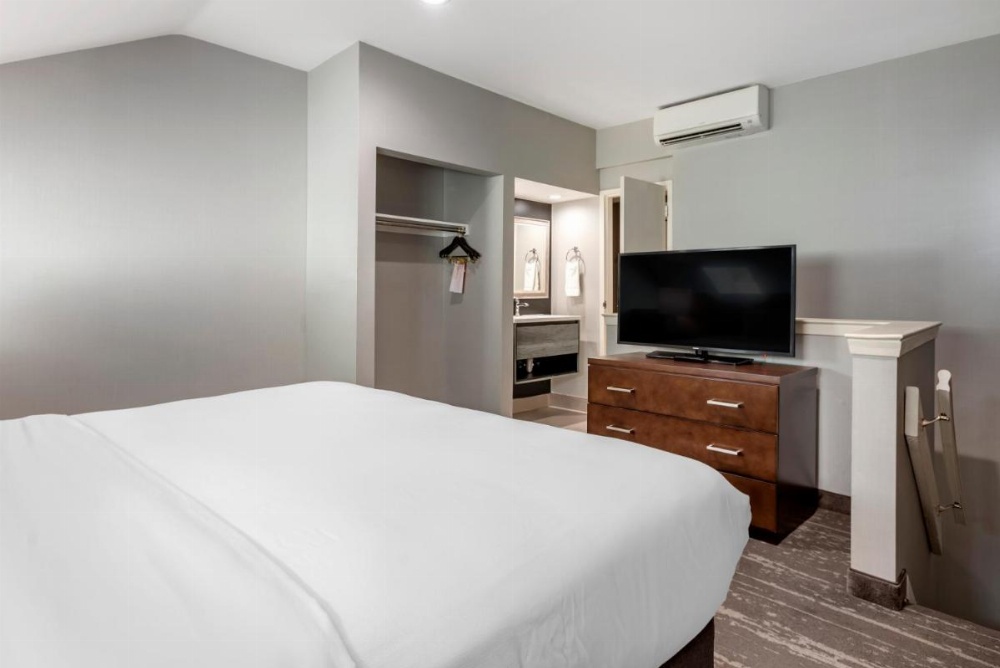 Somerset Lofts, Ascend Hotel Collection Image 19